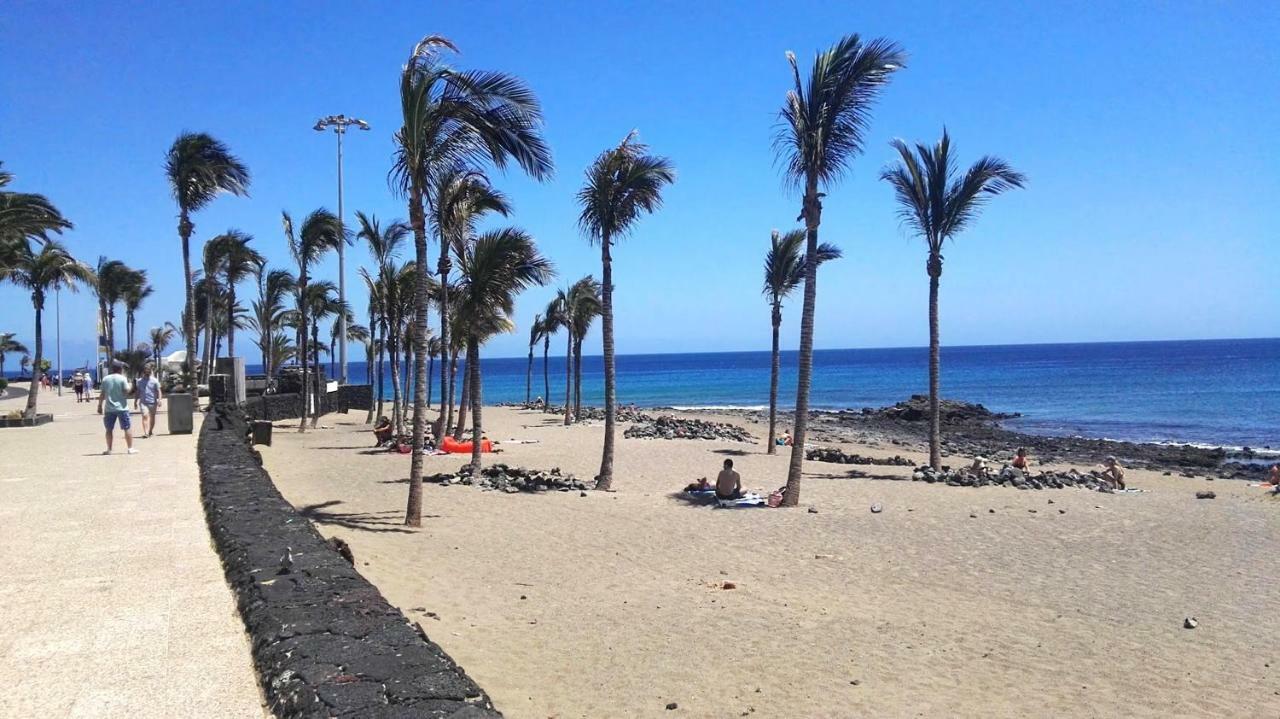 プエルト・デル・カルメンAguazul - A Pie De Piscina Y Vistas Al Marアパートメント エクステリア 写真